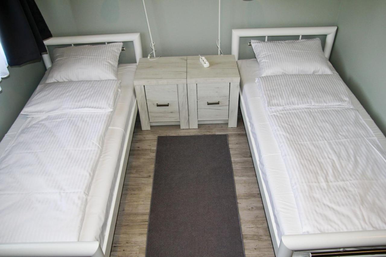 Motel Lunar Oswiecim Luaran gambar